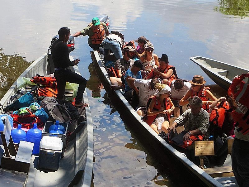 navigating-up-the-cuyabeno-river